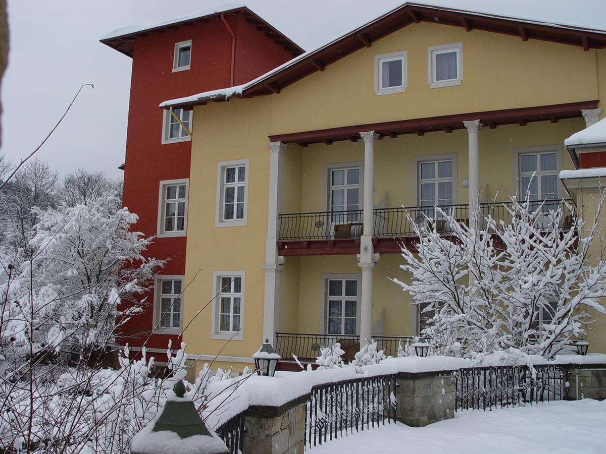 Parkhotel Bad Schandau Mit Spa エクステリア 写真